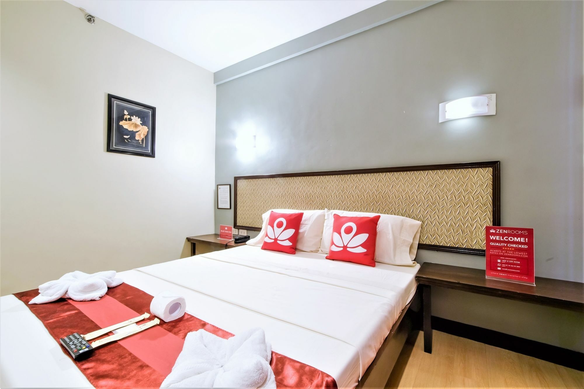 Zen Rooms Basic Aurora 파사이 외부 사진