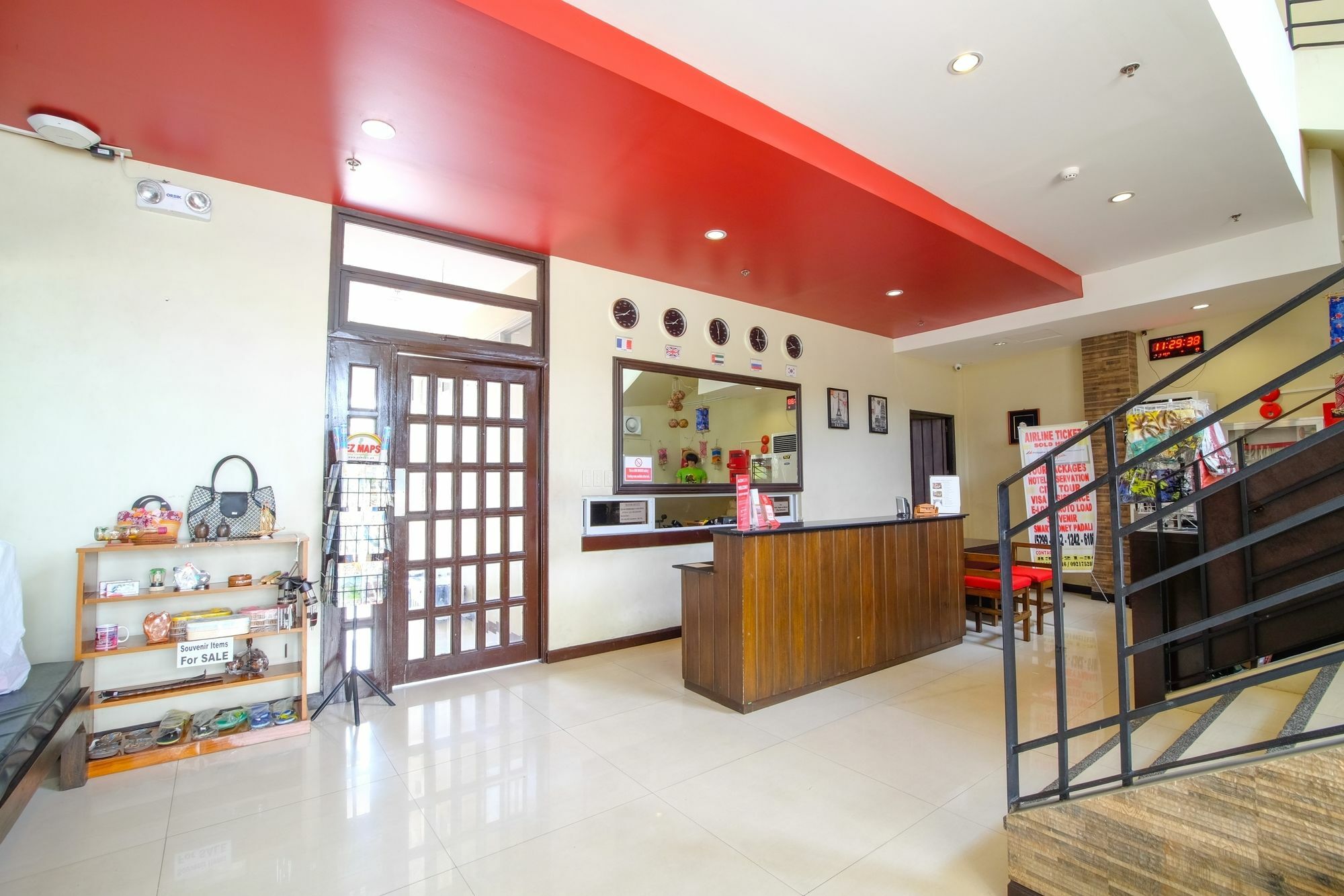 Zen Rooms Basic Aurora 파사이 외부 사진